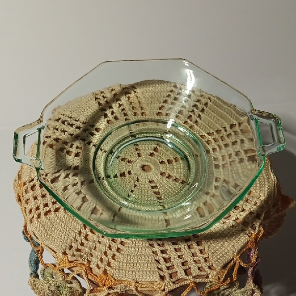 Depression Era Uranium Glass Serving Dish - Picture 4 of 7